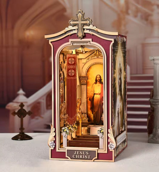 Graceful Nooks "Cathedral Nook"